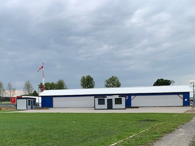 Lotnisko Kszczon&oacute;w